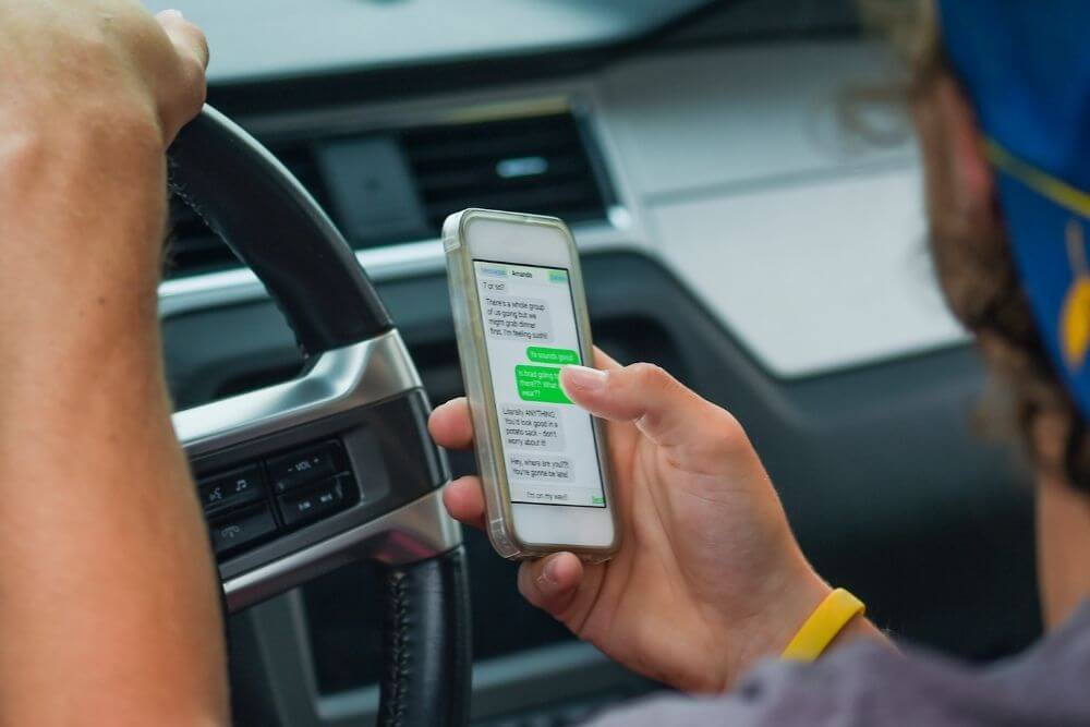 Way To Avoid Distracted Driving